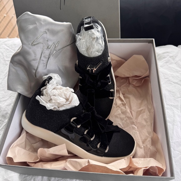 Giuseppe Zanotti Maggie Glittery Velvet Slip On Sneakers W/ Rhinestone Size 7.5 - Picture 12 of 16